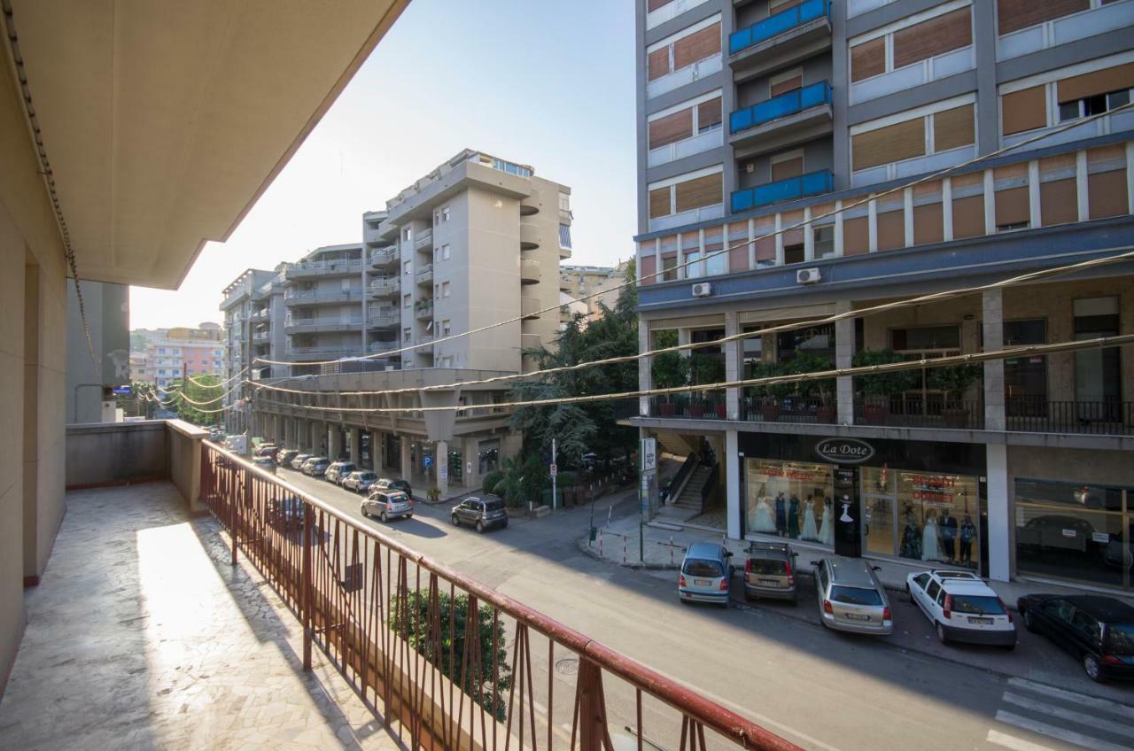 Qal'At Cove Hotel Калтанисета Екстериор снимка